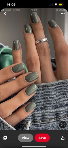 Nail Color For Women Over 50, Fall Color Pedicure, Short Square Wedding Nails, No Tip Nail Ideas, Green Fall Nails Short, Nail Colors Fall 2024, Fall Nail Colors 2024 Gel, Short Nails Dip, Structured Gel Manicure