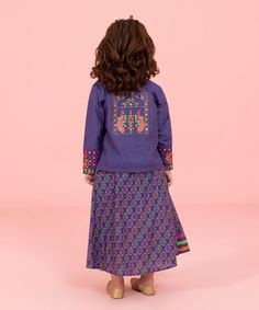 Embroided Dresses, A Line Kurta, Design Clothes, Baby Dresses, Working With Children, Fashion Design Clothes, Embroidered Dress, Kids Wear, Baby Dress