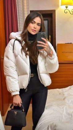 Trendy Outfit Ideas, Korean Outfit Street Styles, Winter Fashion Outfits Casual, Cold Outfits, Beach Wear Outfits, Fall Outfit Ideas, Fashion Days, Trendy Fall Outfits, Looks Black