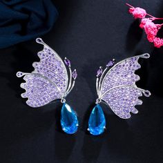 Product Details: Material: Copper Style: Women's Shape: insect Treatment process: electroplating Color: S925 Silver Needle Size: 5.6 cm Package Contents: Earrings X1 pair Big Butterfly, Accessories Model, Wedding Bride Jewelry, Butterfly Wing Earrings, Butterfly Wing, Stone Material, Cz Jewelry, Wing Earrings, Butterfly Shape