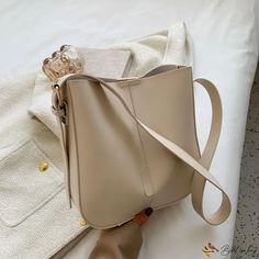 Bird in Bag - Bag female new fashion popular armpit female bag large capacity shoulder bucket bag Street Trends, Bird In Bag, Large Bags, Rebecca Minkoff Hobo, Bucket Bag, New Fashion, Street Style