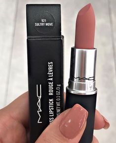 Popular Mac Lipsticks, Mac Lipstick Colors, Lipstick Mac, Nyx Lipstick, Makijaż Smokey Eye