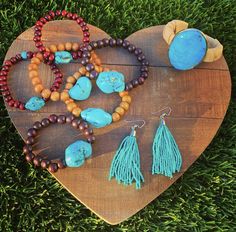 Turquoise and wooden beaded stretch bracelet Available in dark or light wooden beads. Casual Turquoise Jewelry With Wooden Beads, Turquoise Stretch Bracelet With Wooden Beads Gift, Heishi Necklace, Sparkly Ring, Chocker Necklace, Hammered Band, Beaded Stretch Bracelet, Opal Pendants, Pink Opal