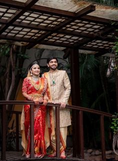 Mehendi Groom Outfit, Red Saree Bride And Groom, Telugu Bride And Groom, Telugu Groom Wedding Dress, Marriage Sarees Indian Weddings, Talambralu Saree, Marriage Reception Dress, Groom Indian Wedding Outfits, Marriage Outfit