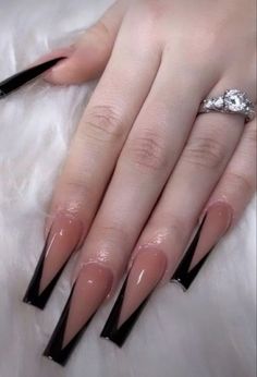 Long Rectangle Nails, Black V Tip Nails, Long Acrylic Nails French Tip, Buchifresa Nails, Engagement Ring Elegant, Classy Baddie Nails, Classy Baddie, Tapered Square Nails, Long Acrylic Nail Designs