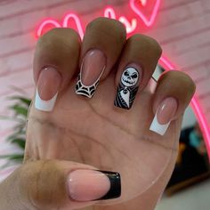 Cobweb Design, Black And White Clown, Kule Ting, Halloween Fest, Black Ghost, Short French, Long Press On Nails, Nails Press