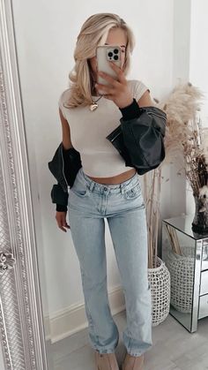 #grwm #fit #outfits #outfitpost #outfitgoals #outfitideasforwomen #outfittrends #outfits4school #uggs #aeriereal #outfittrends #outfitinsposummer #goingoutoutfits #clubwear #maddiexxleigh Autumn Fits, Interview Outfit, Outfit Trends, Rainy Day Outfit, Winter Fits, Airport Outfit, College Outfits, Fashion Addict, Wedding Guest Outfit