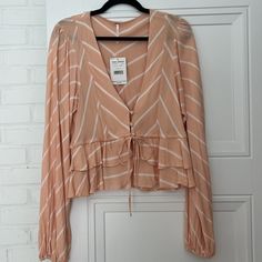 Free People Samifran Top In Peach. Size M. New With Tags! Chic Peach Long Sleeve Tops, Chic Long Sleeve Peach Top, Chic Peach Tops For Brunch, Chic Apricot Tops For Brunch, Peach Long Sleeve Tops For Brunch, Peach Long Sleeve Blouse For Brunch, Spring Peach Blouse For Day Out, Chic Peach Top For Beach, Apricot Tops For Day Out In Spring