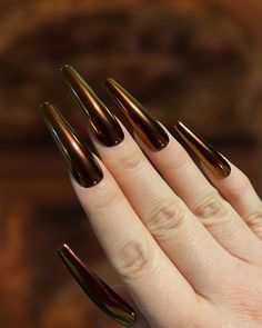 Bronze Metallic Chrome Nails Bronze Chrome Nails, Metallic Chrome Nails, 22 Nails, Metal Claws, Rococo Era, Chrome Manicure, Bronze Nails, French Manicure Designs, Chrome Nails Designs