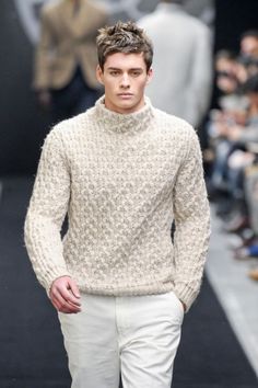 Joe Collier, Best Casual Outfits, Creation Couture, Sharp Dressed Man, Outfit Trends, Ermanno Scervino, Knitwear Men, Mens Fall