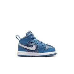 Your kiddo is all about summertime fun, and these Jordan 1s will bring the sunshine. Comfy and durable, the leather and tie-dye denim upper is built to last. A pull tab makes on-and-off extra easy so your little one can spend less time getting ready and more time playing outside.Leather and denim in the upper add durability.Soft, flexible midsole is lightweight and cushiony.Rubber outsole provides traction on a variety of surfaces.Pull tab at the collar makes it easy to put 'em on and take 'em o