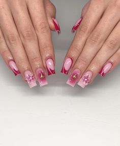 Nails Ideas Charms, Square Pink Nails, Pink Nails Ideas, Summer Baddie, Pink Summer Nails, Harry Styles Nails, Vintage Nails, Baddie Nails, Cute Acrylic Nail Designs