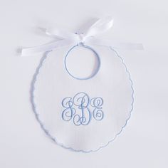 Keepsake 1st Birthday Monogrammed Bib/ Personalized Monogram Bib/ Cake Smash Bib/ Initials Monogram Bib/ White and Blue Personalized Bib/ Baby Keepsake Bib/ Baby Boy Bib. * Linen 100% * Ribbon Tie Bib For Baby, 1st Birthday Hats, Baby Boy Bibs, Birthday Accessories, Boy Bib, Boy Hat, Birthday Hat, Blue Embroidery, Baby Keepsake