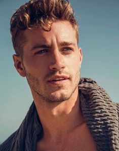 Axel Y Leah, Will Higginson, Cleft Chin, Candy Hair, Men Hair Color, Fashion Magazines, New Haircuts, Light Hair, Good Looking Men