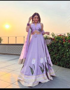 Lavender Bridal Lehenga, Lehenga For Wedding, Haldi Dress, Indian Outfits Lehenga, Bridal Lehenga Collection, Wedding Party Outfits, Cotton Saree Designs, Frock Fashion