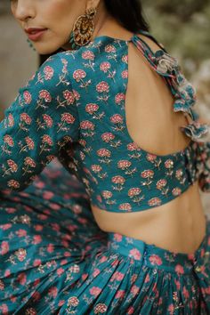 Croptop Lehenga Designs Latest, Teal Blue Lehenga, Printed Lehenga, Indian Outfits Lehenga, Lehenga Blouse Designs, Blue Lehenga, Sari Blouse Designs, Gaun Fashion, Blouse Designs Indian