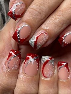 Red Santa Nails, Silver And Red Christmas Nails, Holiday Toes Nails, Holiday Nail Designs Winter, Silver Sparkle Nails, Santa Nails, Cute Nail Colors, Nail Tip Designs