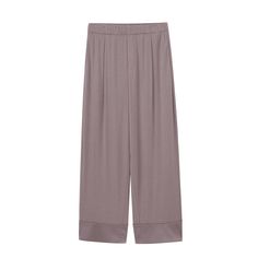 Made from a luxuriously soft TENCEL™ blend, our Classic Cozy Pajama Pants 3.0 are breathable and extra cozy, a classic straight leg bottom that will keep you comfortable while running errands, traveling, or relaxing at home. Details Materials & Care Shipping & Returns • Generously sized for relaxed luxury, upgraded wide waistband flatters any figure, with side pockets for small objects.• Made from sustainable, biodegradable carbon-zero TENCEL™ fibers: all the functional benefits of Modal while c