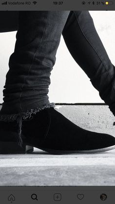 Edgy Accessories, Men’s Boots, Chelsea Boots Men, Stylish Mens Outfits, Mens Fashion Suits, Men Fashion Casual Outfits, Boots Outfit