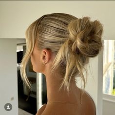 Aesthetic Ralph Lauren, Cartier Aesthetic, Bridesmaid Hair Inspo, Cool Girl Aesthetic, Bridemaids Hairstyles, Bridesmaid Hair Makeup, Ball Hairstyles, Aesthetic Jewelry