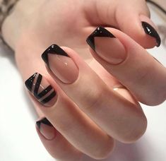 Elegant Black Nail Designs, Black And White Nail, Black And White Nail Designs, Nagellack Trends, Short Square Nails, White Nail Designs, Nail Art Wedding, White Nail, Nails 2024