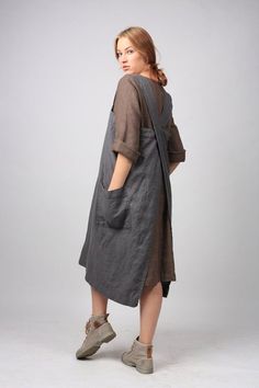 Step 1: Choose an Old Sheet or Rachel Welch, Pinafore Apron, Robes Vintage, Style Japonais, Solid Color Dress