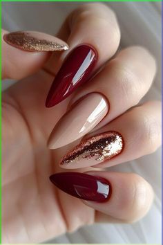 Red Beige Nails, Beige Nails Ideas, Nail Autumn, Unghie Sfumate, Wine Nails, November Nails, Gold Glitter Nails, Cute Nails For Fall, Beige Nails