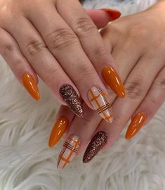 #fallnails #autumnnails #nailart #naildesigns #nailinspiration #nailsofinstagram #nailsoftheday #nailswag #nailgoals #nailtrends #nailfashion #nailaddict #naillove #nailstagram #nailspiration #nailsonfleek #nailstyle #nailpolish #nailobsessed #nailcommunity #nailjunkie #nailenvy #nailgamestrong #nailsonpoint #nailsofig #nailsoftheweek #nailsofthefall #nailsofautumn #nailsofseason #nailsoftheholidays #nailsofthedayfall Unghie Sfumate, 2024 Nails, October 3rd, October Nails, Plaid Nails