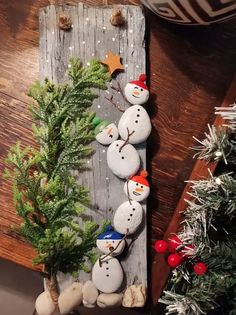 40+ Super Easy Christmas Crafts for Kids to Make - HubPages Easy Christmas Crafts For Kids, Christmas Pebble Art, Preschool Christmas Crafts, Christmas Crafts For Kids To Make, Handmade Christmas Crafts, Preschool Christmas, Easy Christmas Crafts, Holiday Crafts Christmas, Snowman Crafts