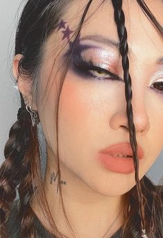 Star Eye Makeup Look, Black Liner Makeup, Cosmos Palette, Sunburnt Lips, Stars Makeup, Artsy Makeup, Line Artist, Into The Void, Rave Makeup