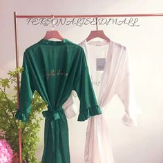 This exquisite robe set is perfect for the bride and bridesmaids on the biggest day of your life! Our robes are made of 100% polyester, making them extra soft, comfortable, and lightweight. With a choice of different colors and the ability to customize with any text you want, this set will make sure you and your bridesmaids look amazing and feel special on your wedding day. Let the Bride get ready with the perfect personalized robe for her big day! Our bridal robe set is made from a luxurious 10 White Sets For Bridesmaid Gift, Satin Gown For Bridal Shower, Bridal Quotes, Bridesmaid Robe Personalized, Personalized Robe, Father Christmas Gifts, Bridal Party Robes, Women Bride, Bridal Robe