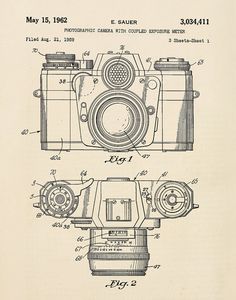 an old camera is shown in this drawing