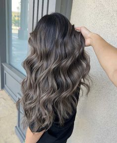 Heavy Highlights On Dark Hair, Heavy Highlights, Highlights On Dark Hair, Light Brunette Hair, Balayage Hair Ash, Baylage Hair, Balayage Straight Hair, Bombshell Hair