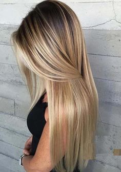 Blond Pixie, Bob Lung, Blond Hairstyles, Blond Balayage, Ombre Hair Color, Long Blonde, Dark Roots, Long Straight Hair, Hair Color Balayage