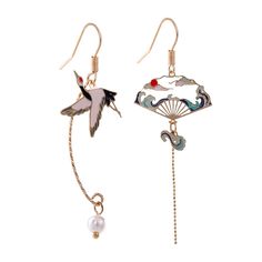 Material: Alloy Style: Simple Color: Ordinary Ear Hook, Silver Ear Hook, Spiral Ear Clip Fashion Element: Geometry