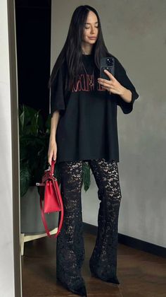 Alt All Black Outfits, Outfit For Meal Out, Lace Fall Outfits, Festival Simple Outfit, Lace Pants Street Style, Black Lace Trousers Outfit, Date Night Concert Outfit, Black Lace Pants Outfit, Lace Trousers Outfit