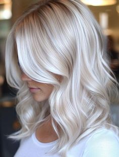 Discover Gorgeous Platinum Blonde Hair Color Ideas for Every Look - Style US Blonde Hair To Grey, Lowlights For Platinum Hair, Blonde Fall Colors, Platinum And Silver Hair, Silverish Blonde Hair, Winter Ice Blonde Hair, Highlights For Platinum Blonde Hair, Full Foil Highlights Blonde With Shadow Root, Icy Blonde Hair With Layers