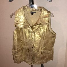 Brand New Never Worn 100% Leather Vest Zip Up Vest, Leather Vest, Gold Leather, Zip Ups, Jackets For Women, Jackets & Coats, Brand New, Leather, Women Shopping