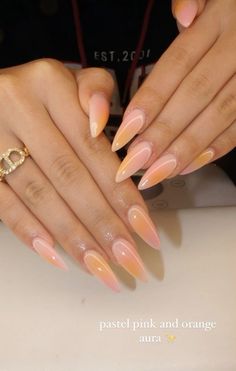 Tulum Nails Design, Almond Ombré Nails, Nails Summer 2024 Almond, Summer Nail Inspo 2024 Almond, Almond Summer Nail Ideas, Almond Nails Trendy, Best Nail Colors, Sunset Nails, Summer Nail Colors