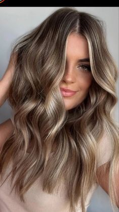 Soft Brown Hair With Blonde Highlights, Bronde Balayage For Fair Skin, Tease Lights Hair, Iced Brown Hair, Brunette With Lots Of Blonde Highlights, Ashy Hair With Highlights, Level 7 With Highlights, Soft Ash Brown Balayage, Pale Skin Balayage Hair