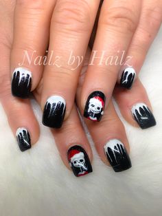 Nightmare Before Christmas Nail Ideas, Nbc Nails The Nightmare Before Christmas, Nightmare Before Christmas Nails Xmas, Creepy Christmas Nails, Night Before Christmas Nails, Nightmare Before Christmas Nails Designs, Goth Christmas Nails