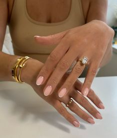 Vanilla French Manicure, Proposal Nails Ideas, French Nail Ideas, Classic Nail Designs, White French Nails, Engagement Nails, Classic Nail, Elegant Manicure, Classic Nails