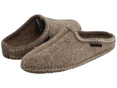 Haflinger AS Classic Slipper Beige Slippers, Classic Slippers, Slippers Online, Felt Cover, Boiled Wool, Black Leather Shoes, Take It Easy, Unisex Shoes, Grey Shoes