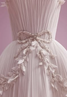 Wedding Gown Trends, 3d Leaves, Satin Bridal Gowns, Tambour Embroidery, Dress Corset, Fancy Wedding Dresses, Wedding Flower Arrangements, Evening Outfits, Wedding Dresses Simple