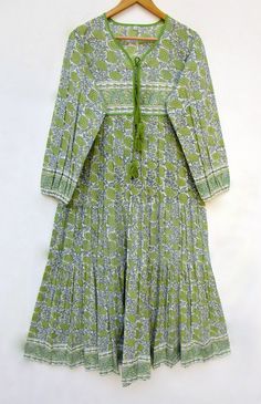 "ITEM DESCRIPTION green ethnic look printed cotton maxi dress - v neckline with tassel summer wear maxi dress - long sleeve casual maxi dress Features: Long sleeve, V neck, Long dress Material: Cotton cambric Fabric: 100% cotton soft light weight ethnic print fabrics Sleeve Length = 22 inch For more sizes & their measurement, please refer our below chart to understand the sizes variations available with us For your size requirement, please mention your size in seller note at the time of buying. Dress Long Sleeve Casual, V Neck Long Dress, Casual Maxi Dress, Cotton Maxi Dress, Ethnic Looks, Long Dress Casual, Ethnic Print, Maxi Robes, Maxi Dress Cotton