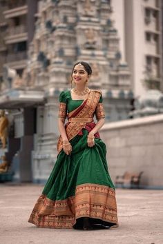 southindiansareefash - Etsy Half Saree Function, Langa Voni, Cotton Lehenga, Saree Bollywood, Stitched Lehenga, Traditional Indian Dress