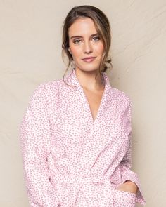 Like joyful confetti, the little pink hearts dance across the fabric as if batting their eyelashes. This elegant robe is the perfect addition to our collection. The classic, fun print is a staple and will have you looking smart in no time. The fabric is made from 100% of the finest quality cotton. It is yarn-dyed to prevent fade and brushed for added softness making the sleepwear feel absolutely luxurious, getting cozier after each wash. You will be tucked in luxury and off to dreamland. Bonne n Pink Long Sleeve Sleepwear With Heart Print, Spring Cotton Bedtime Robe, Spring Cotton Robe For Bedtime, Cotton Spring Robe For Bedtime, Spring Floral Print Fitted Robe, Fitted Floral Print Spring Robe, Fitted Floral Print Robe For Spring, Fitted Spring Daywear Robe, Fitted Robe For Spring Daywear