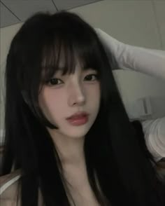 Black Hair Bangs, Japanese Haircut, Cute Bangs, Japanese Hairstyle, How To Style Bangs, Long Hair With Bangs