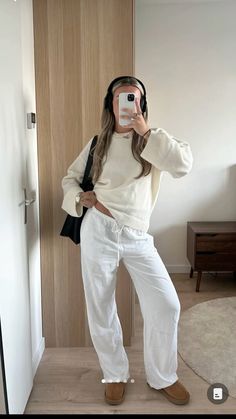 Outfits For Walking All Day, Summer Modest Fits, Outfit Inspo Lazy, Cozy Outfit Lazy Days, Outfits Lazy Days, Lazy Fashion, Winter White Outfit, Spiderman Outfit, Outfits Lazy