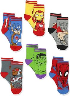 These super cute socks feature graphics Marvel Superhero Adventures characters: Hulk, Iron Man, Spider-Man, Thor, Captain America, and Falcon! #avengers #marvel #toddlersocks #shopamazon #superheroes #yankeetoybox Spiderman Socks, Spiderman Shirt, Man Spider, Avengers Superheroes, Super Hero Outfits, Marvel Superhero, Cute Socks